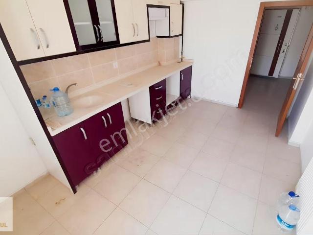 Ali Özcan'dan Site İçerisinde Masrafsız Yapılı Kiralık_3+1