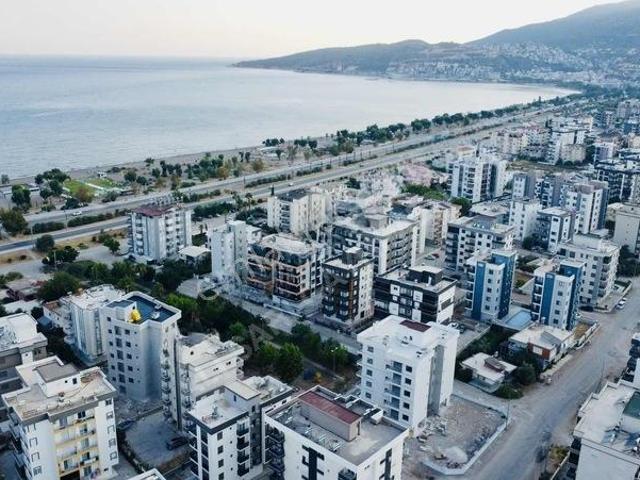 Ali Sarı Gayrimenkul'den 2+1 Denize 100 Metre Deniz Manzaralı