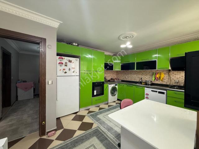 Ali Rıza Bey Caddesi Üzeri'de 2+1 140 M² Aşiret Paket Arakat !