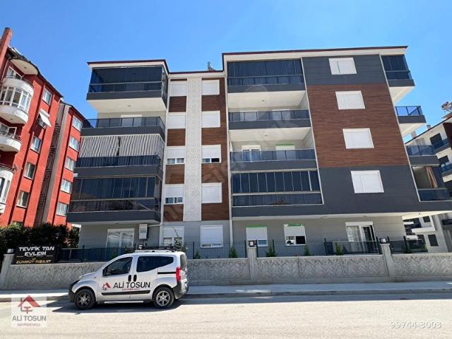 ALİ TOSUN'DAN SIFIR AYARINDA MERKEZİ KONUMDA 3+1 KOMBİ DOĞALGAZ AMERİKAN MUTFAKLI KİRALIK DAİRE