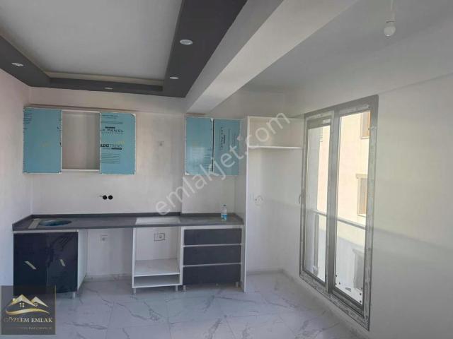 Aliağa Çarşamba Pazarı Yakını 2+1 Acil Satılık Daire