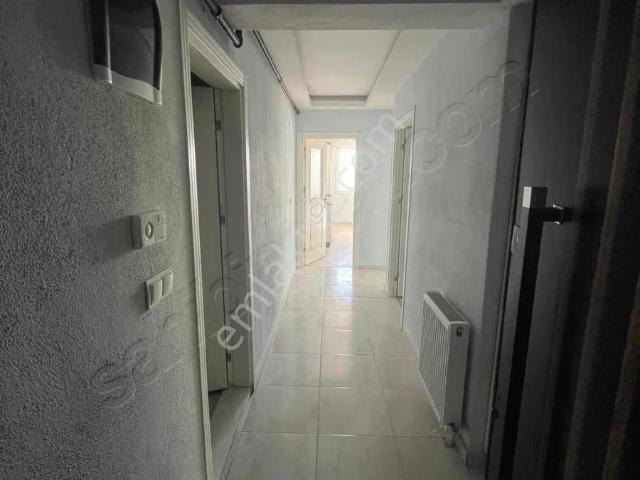 Aliağa Barış Klinik Yakını 3+1 Ara Kat Manzaralı Kiralık Daire