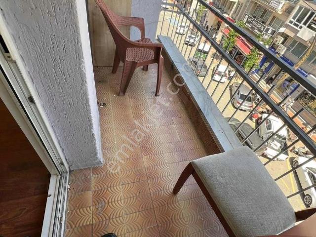 Aliağa İstiklal Caddesi Ön Cephe Ara Kat Kiralık Ofis & Ev