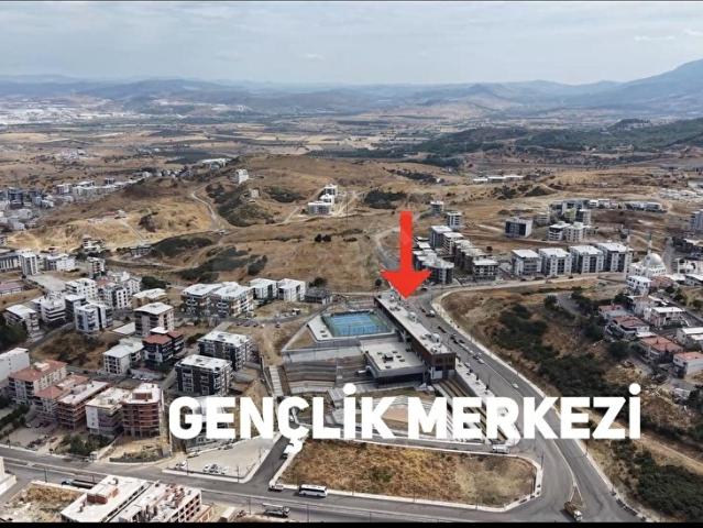 Aliağa Örnekkent'te Satılık Havuzlu Site içi 2+1 Daire
