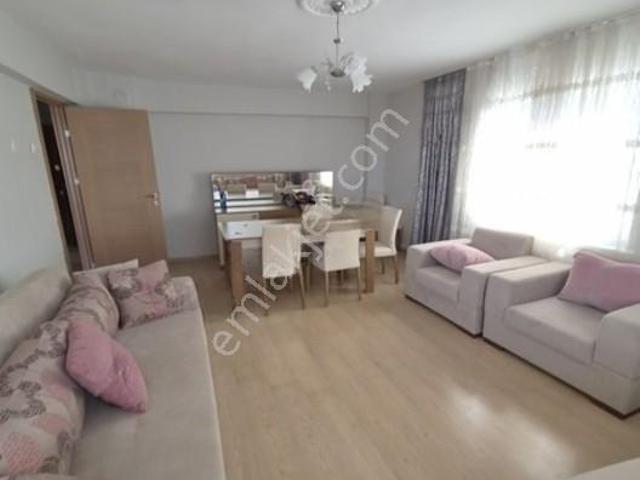 Aliağa Merkezde 3+1 Kiralık Daire