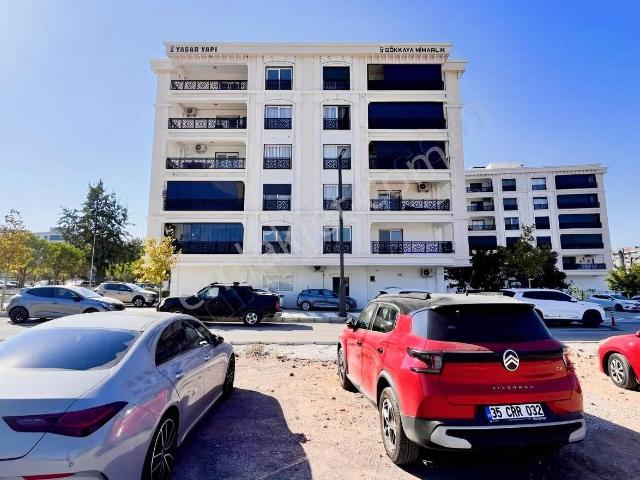 Aliağa Siteler Mahallesinde Konumuyla Fark Yaratan 3+1 Daire