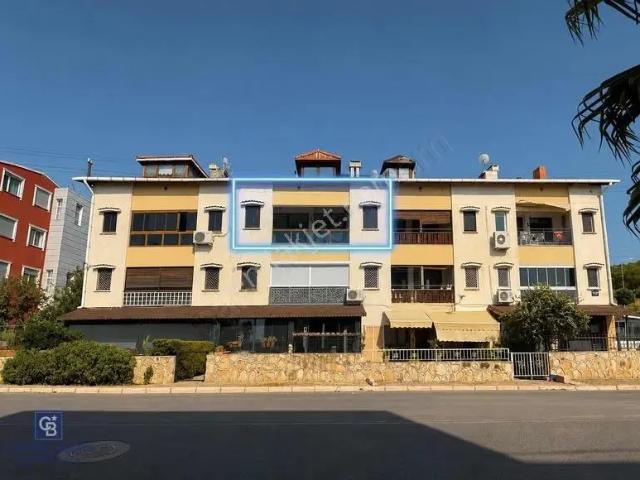 Aliağa Yalı Mah. 3+1 Tadilatlı Satılık Çatı Dubleksi