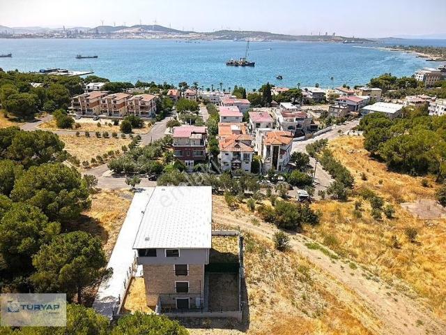 Aliağa Yalı Mah.de 3+2 Forleks Yerden Isıtmalı Bahçeli Villa