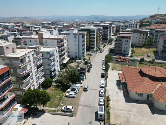Aliağa Yeni Mahallede 2+1 Kapalı Mutfak Satılık Daire