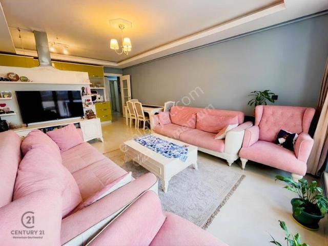 Alibeyköy Merkezde Cadde Üzeri Kiralık 2+1 Daire