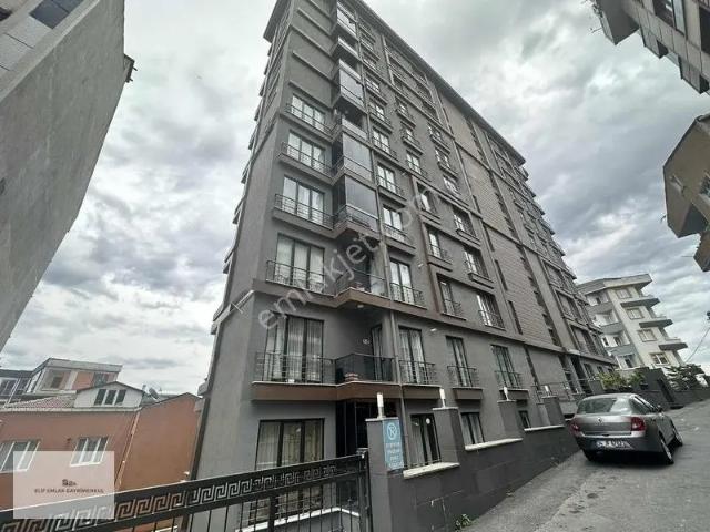Alibeyköyde Metro Yakın 3+1 110 M² | 8. Kat Kiralık Daire