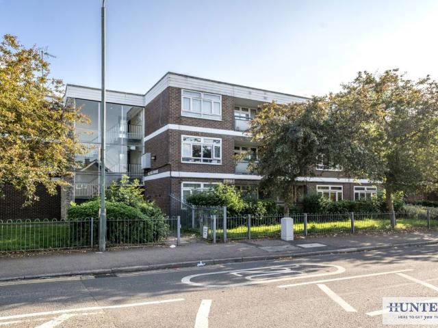 Alicia House, Upper Wickham Lane, Welling, Kent DA16, 1 bed flat to rent, £1,350 pcm | PrimeLocation