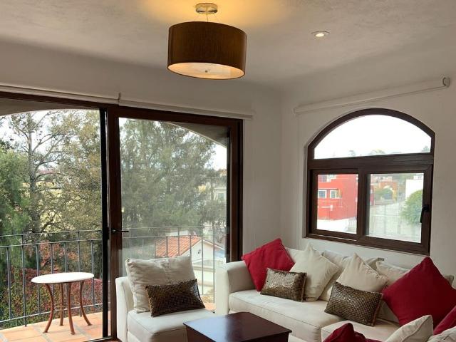 Alicia Penthouse Apartment for Rent in Puente Viejo Available April 2027