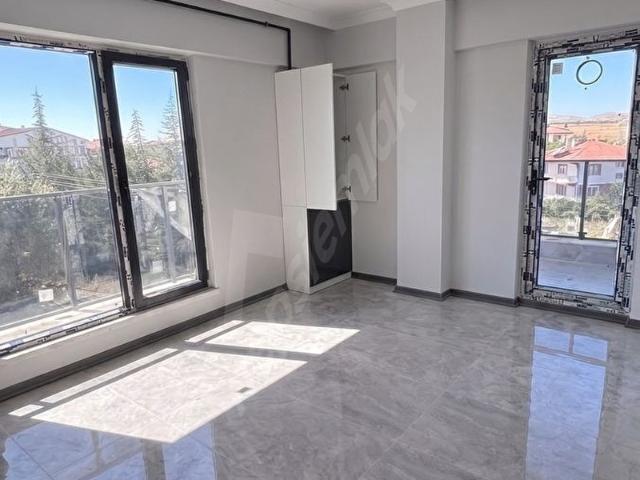 ALICILAR GAYRİMENKULDEN AYBÜ Yakını Geniş Kiralık Lüks 2+1 Daire