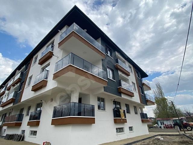 ALICILAR GAYRİMENKULDEN AYBÜ Yakını Geniş Kiralık Lüks 2+1 Daire