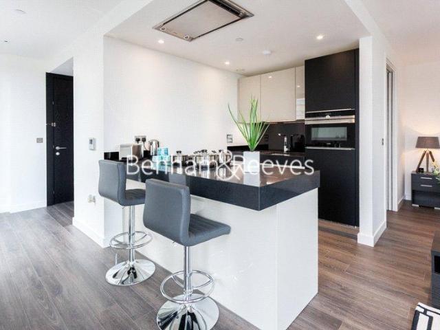 Alie Street, London, E1 Property to rent £2,800 pcm £646 pw