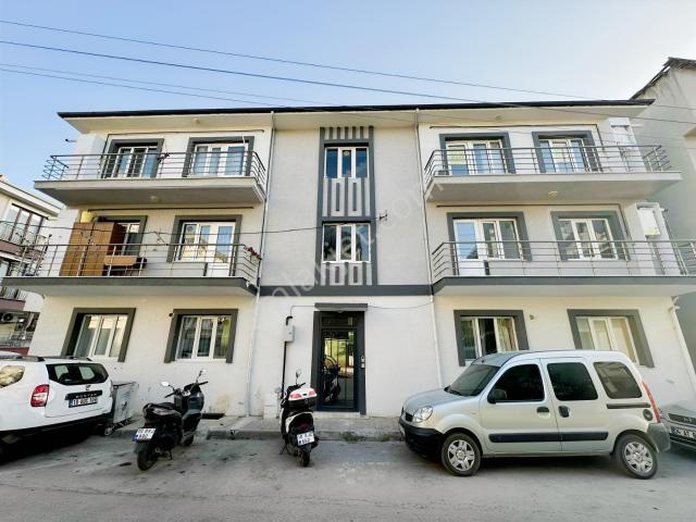 Alihikmetpaşa Okulu Yanında Kiralık İçi Yenilenmiş Daire