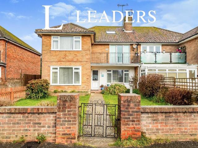 Alinora Crescent, Goring by Sea. 2 bed flat to rent £1,500 pcm £346 pw