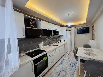 Alipaşa Mah. Salı Pazarı Karşısı Satılık 3+1/135m2 Fırsat Daire!