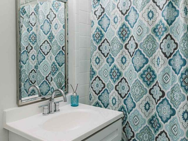 Alister Falls Church 2 Bedroom Apartment for Rent at 2158 Evans Ct, Idylwood, VA 22043 Idylwood