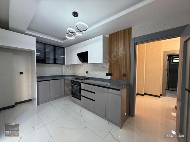 ALKAYIŞ'TAN PURSAKLAR MERKEZ'DE 2+1 2.KAT Y.ISITMA LÜX DAİRE