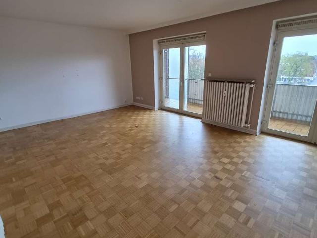 Alltagstaugliche 2 Zimmer Wohnung mit Balkon in Heide