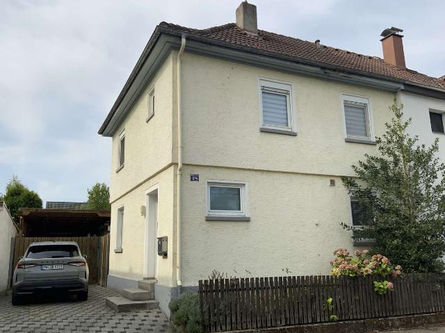 Alltagstaugliches Doppelhaus mit 4 Zimmern in Neckarsulm