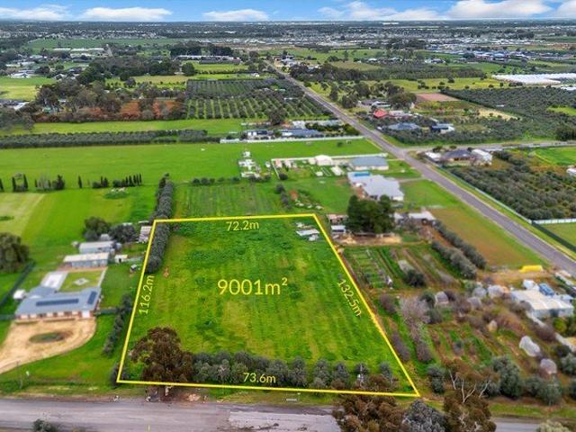 Alluring Acreage on Athol Road!