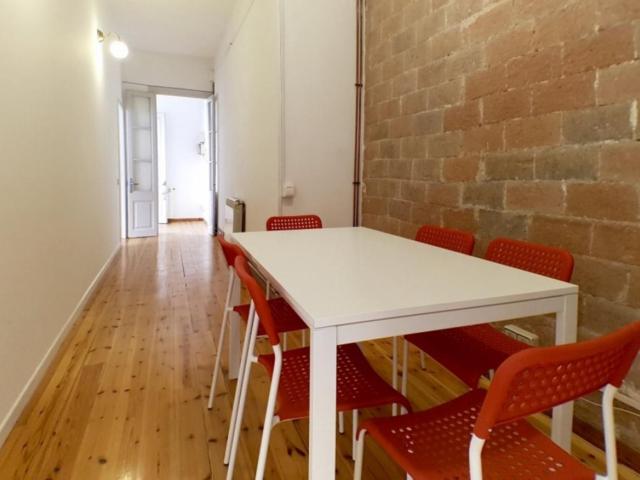 Alluring single bedroom in Vila de Gràcia