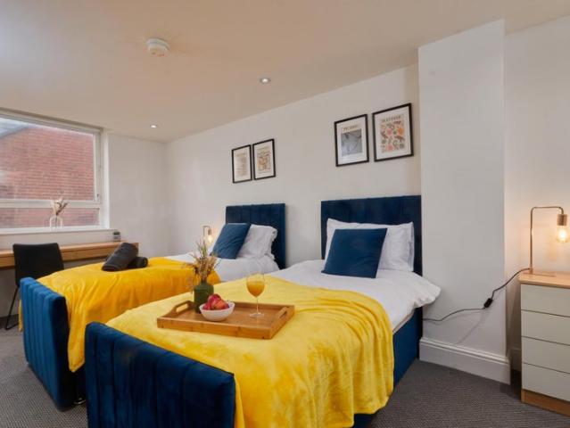 All Bills Inc | Professional/Student | Sleeps 3!