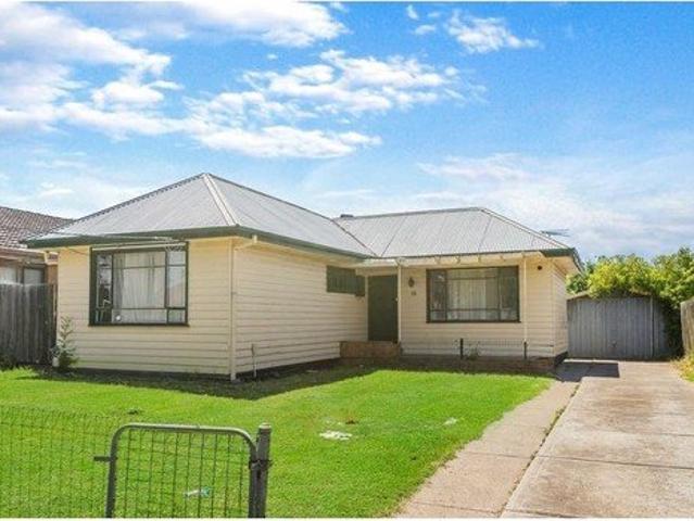 3 Bedroom Home in St Albans