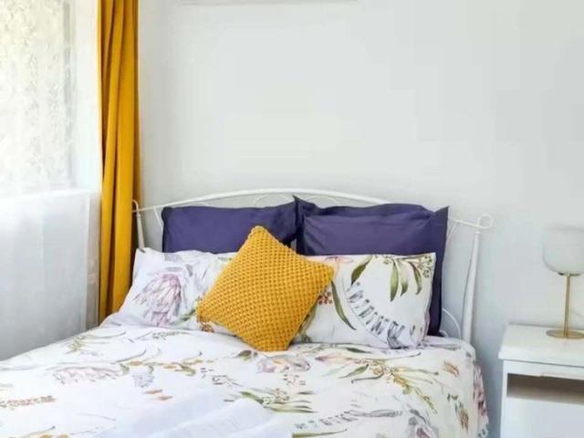 All Bills Included & Fully Furnished Stress Free 2 Bedroom Living!