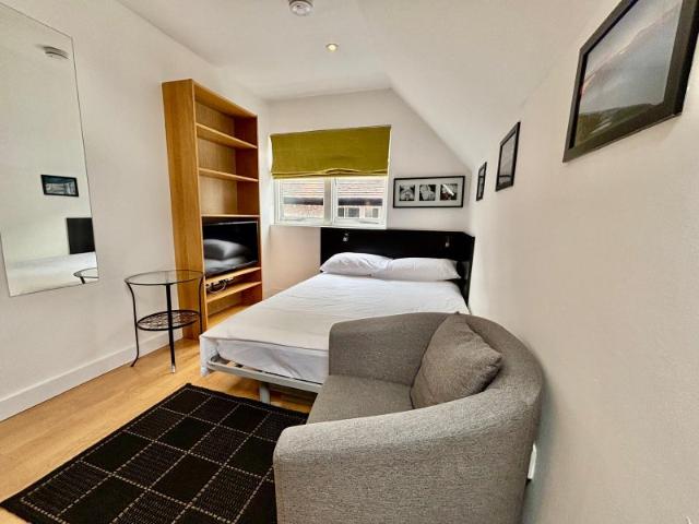 All Bills Studio + Free Laundry NW3
