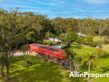 All In 60 The Wool Road, Basin View