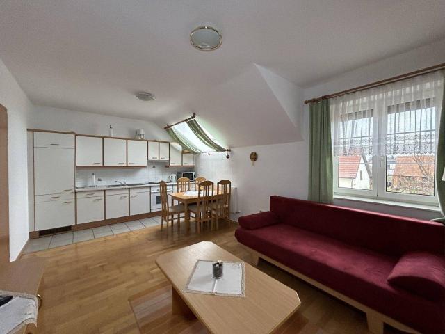 ALL In Starterwohnung! Einziehen und Wohlfühlen: 2 Zimmer Mietwohnung mit Komplettausstattung und Gemeinschaftsgarten nähe Therme Lutzmannsburg!