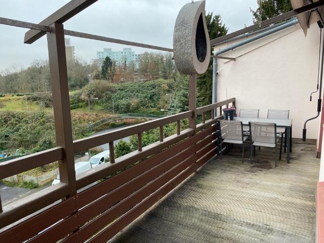 All incl. fully furnished apartment in Frankfurt am Main, with 90 sqm and 2 bedrooms, 1 living room, 1 kitchen, 1 bathroom, balcony and wifi, Frankfurt Amsterdam Apartments for Rent