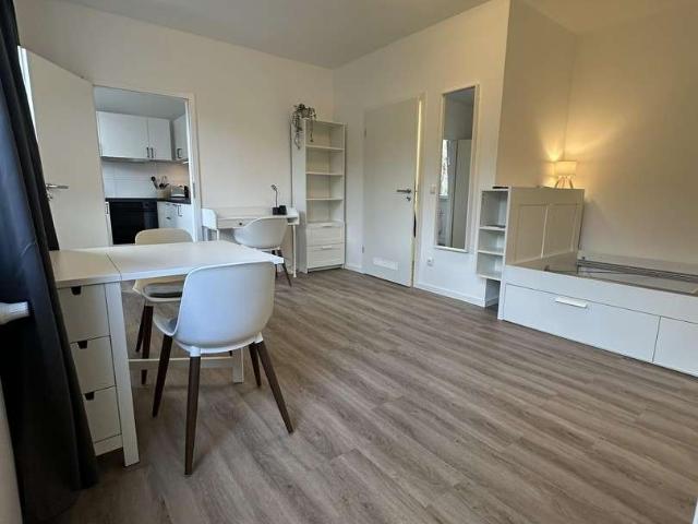 All Incl. nach Sanierung: Moderne 1 Z. Wohnung mit Möbeln, EBK & All Inclusive Miete