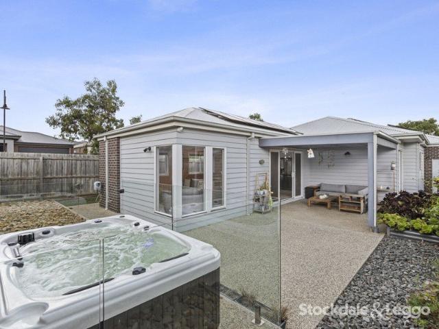 All Inclusive Modern Living in Curlewis