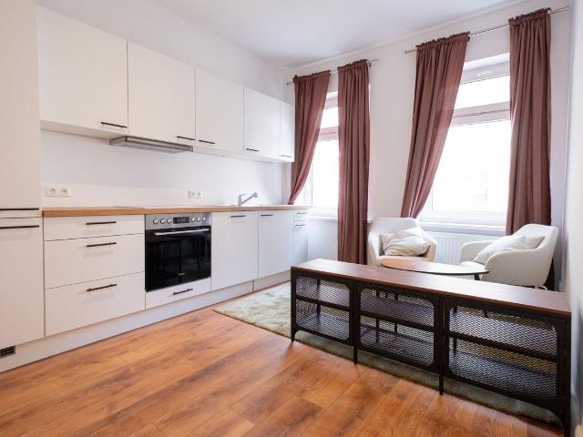 All Inclusive Business Apartment | 2 Bedrooms | Up to 4 Persons | Available Now, Magdeburg Amsterdam Apartments for Rent