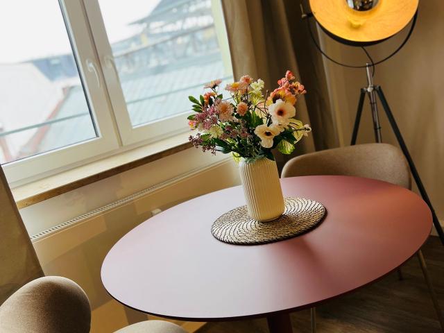 All inclusive – Furnished apartment in the heart of Leipzig Zentrum Südost, Leipzig Amsterdam Apartments for Rent