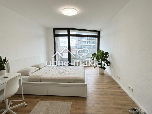 All Inclusive: Frisch saniertes, vollmöbliertes Studio im 11. OG mit spektakulärem Stadtblick