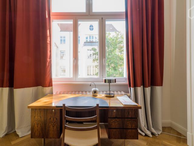 All inclusive Luxurious and fashionable flat in Schöneberg