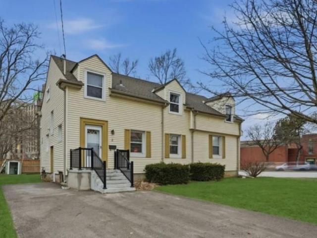 All inclusive, renovated student rental, 1 min to McMaster. Utilities & Wi Fi included