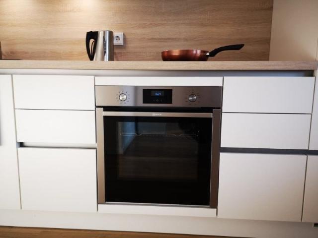 ALL INCLUSIVE RENT IN THE BLEICHERTWERKE LEIPZIG 3.5 ROOMS FULLY FURNISHED BALCONY*, Leipzig Amsterdam Apartments for Rent
