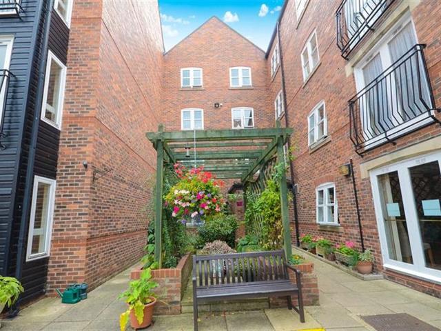 All Saints Court, Market Weighton YO43, 1 bed flat to rent, £775 pcm | PrimeLocation