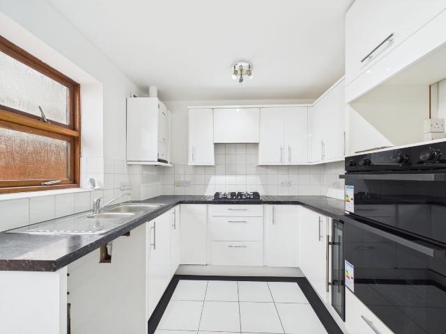 All Saints Road, Cheltenham GL52, 3 bed detached bungalow to rent, £1,690 pcm | PrimeLocation