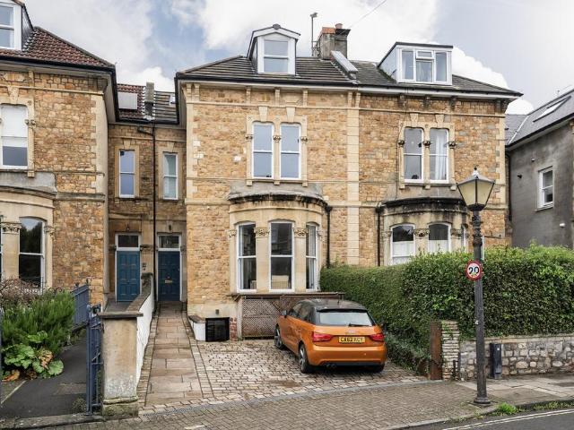 All Saints Road, Clifton, BS8 4 bed semi detached house to rent £4,995 pcm £1,153 pw