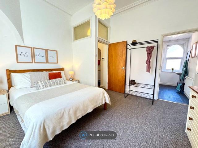 All Saints Street, Nottingham NG7, 1 bed flat to rent, £865 pcm | PrimeLocation