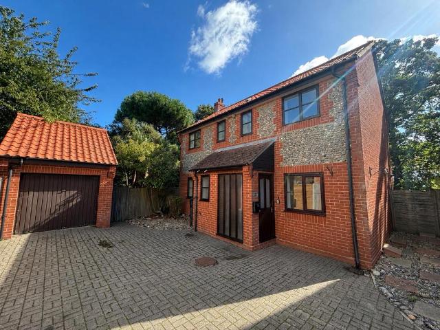 All Saints Way, Mundesley, NORWICH 4 bed detached house to rent £1,375 pcm £317 pw