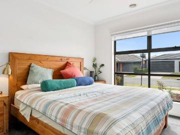 Lara, Greater Geelong, Victoria - Equipped kitchen